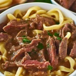 Slow Cooker Beef and Noodles